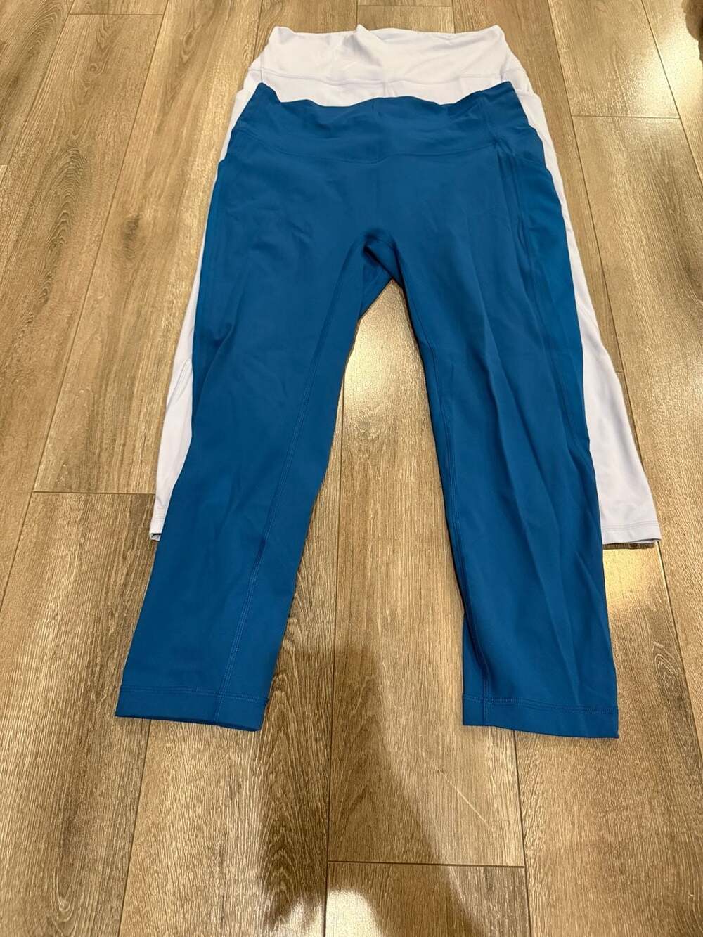 Lululemon Women's High-Rise Side Pocket Cropped Leggings, Size 12 Bundle of 2